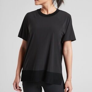 Athleta Zephyr Tee Featherweight Stretch Black Sz Medium